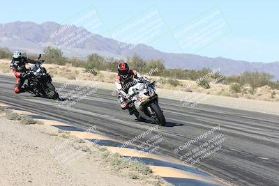 media/Dec-04-2025-Racers Edge (Thu) [[5ebc9f124d]]/3-B Group/3-Session 2 (Turn 7 Inside)/